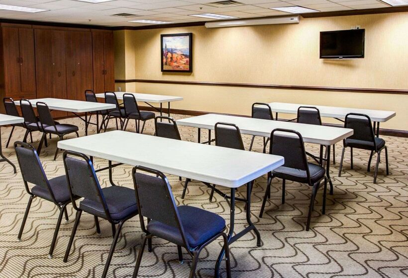 ホテル Comfort Suites Georgetown