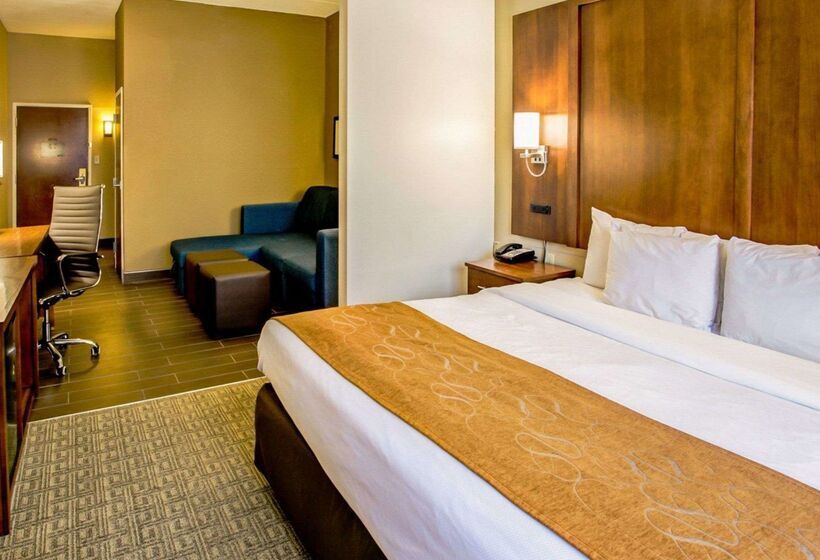 ホテル Comfort Suites Georgetown