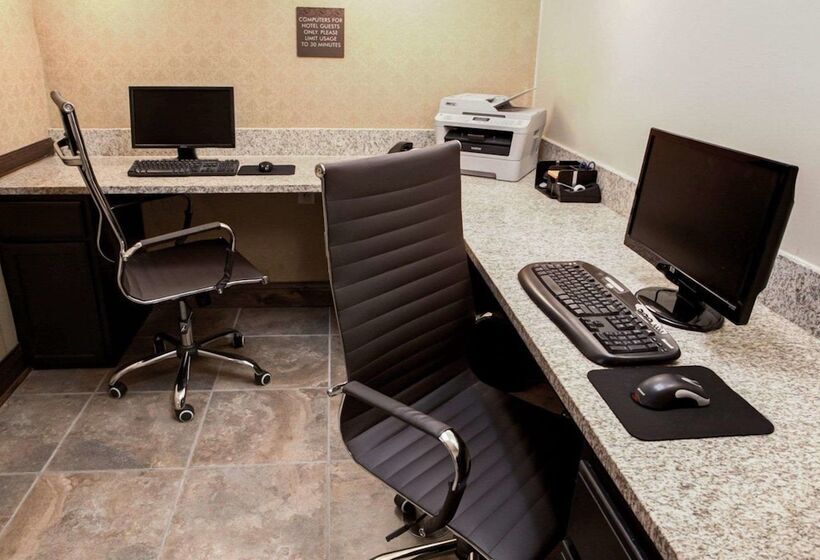 ホテル Comfort Suites Georgetown