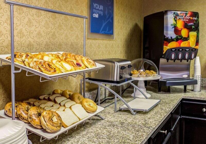 ホテル Comfort Suites Georgetown