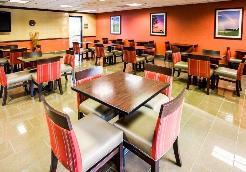 ホテル Comfort Suites Georgetown