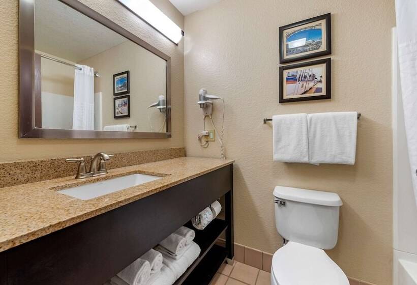 Отель Comfort Suites Highlands Ranch Denver Tech Center Area