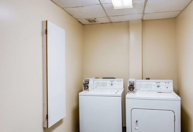 فندق Comfort Suites Inn At Ridgewood Farm