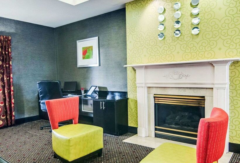 فندق Comfort Suites Inn At Ridgewood Farm