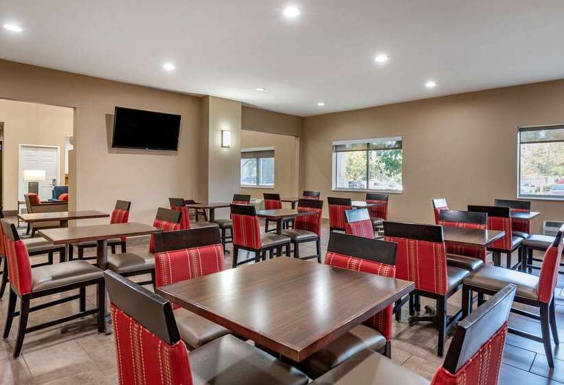 ホテル Comfort Suites Keeneland