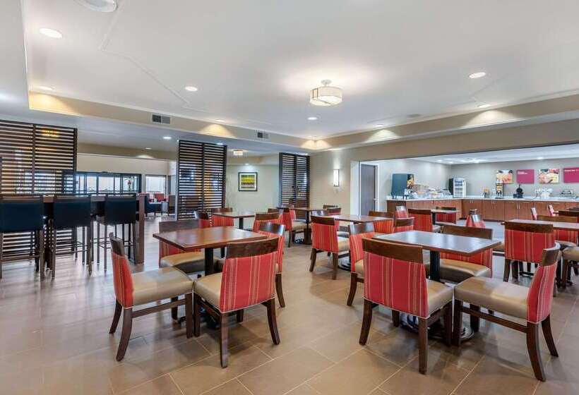 فندق Comfort Suites Lafayette University Area