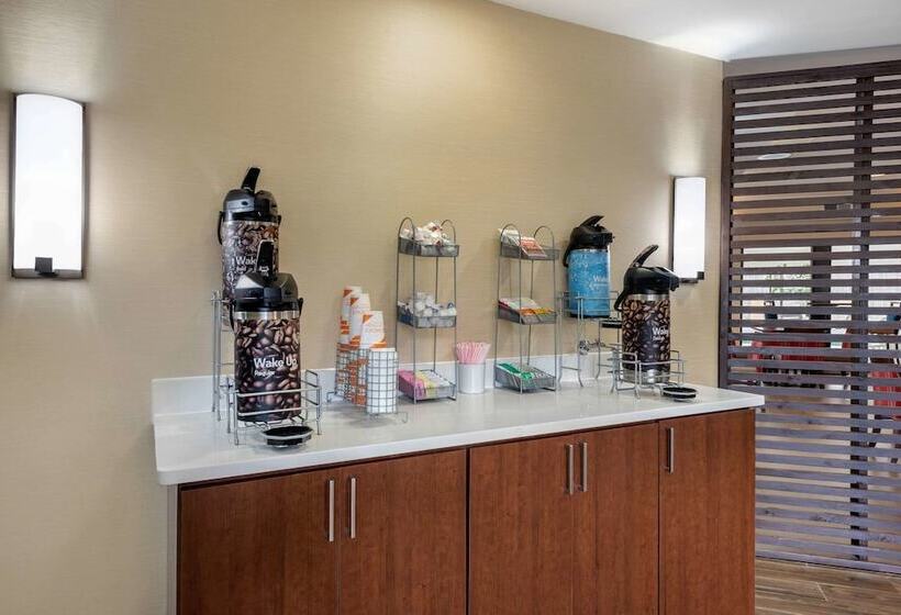 فندق Comfort Suites Lafayette University Area