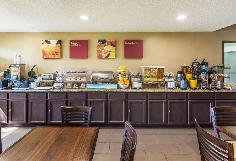 בית מלון כפרי Comfort Suites Near I 80 And I 94