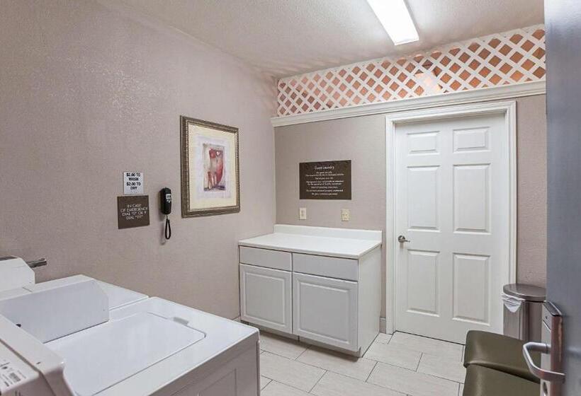 Отель Comfort Suites Lewisville