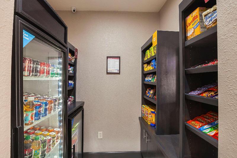 Отель Comfort Suites Lewisville