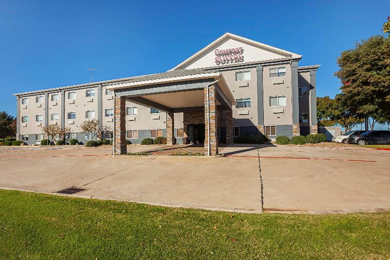Отель Comfort Suites Lewisville