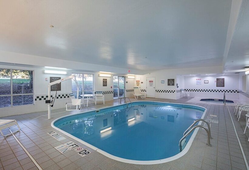 Отель Comfort Suites Lewisville