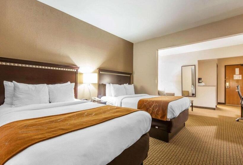 فندق Comfort Suites