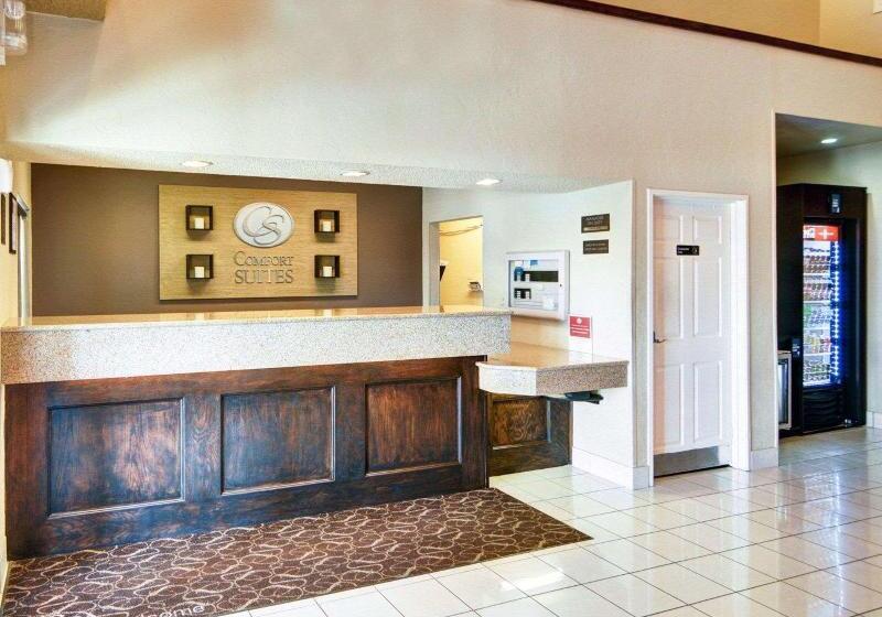 فندق Comfort Suites Longview North