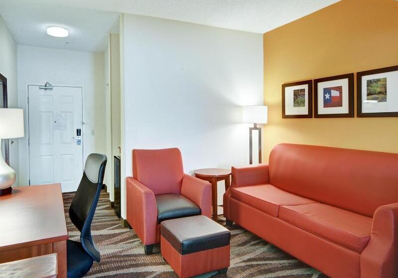 فندق Comfort Suites Longview North