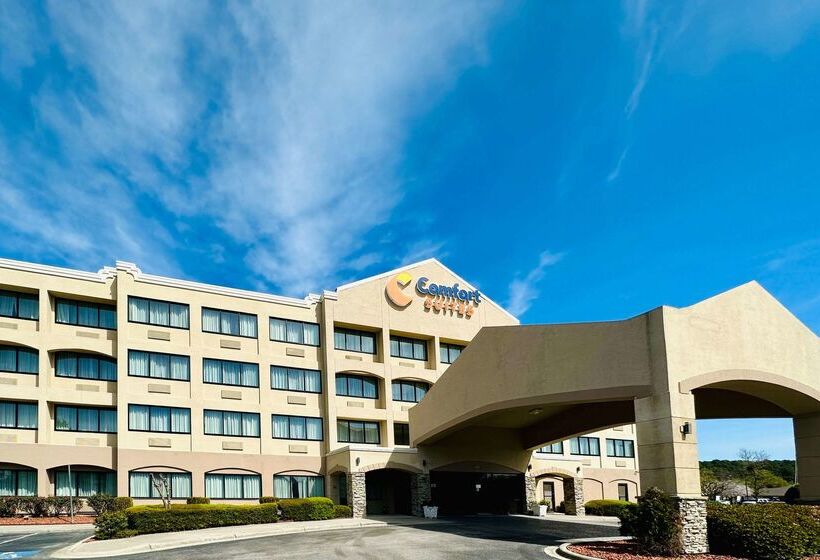 فندق Comfort Suites