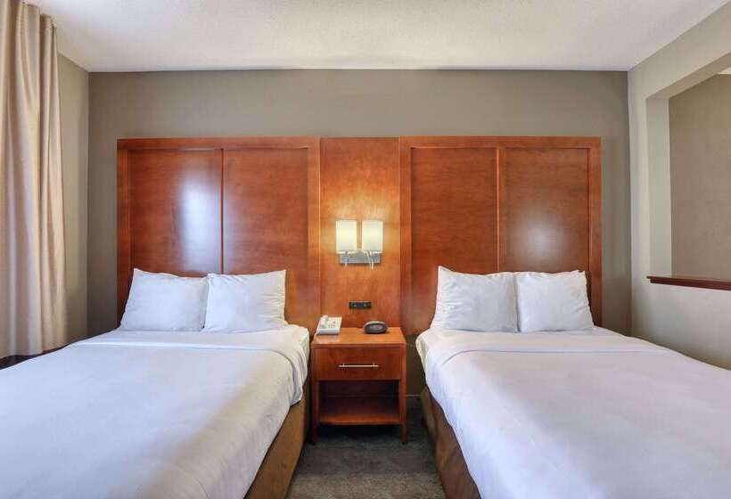 هتل Comfort Suites Madison West