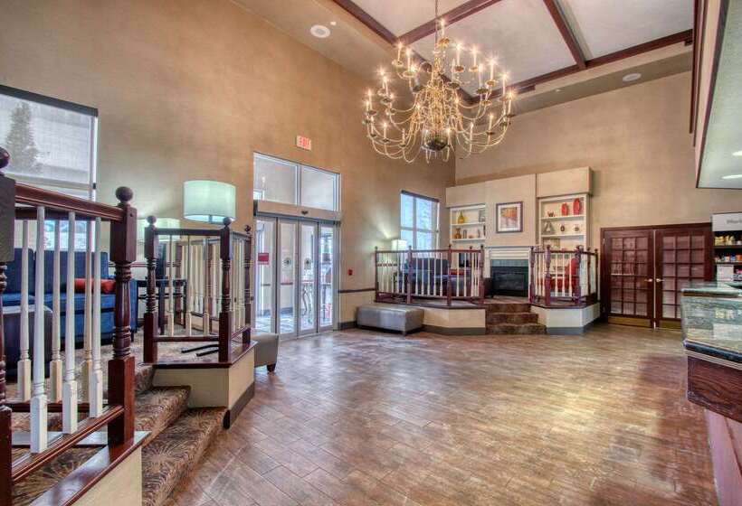 هتل Comfort Suites Madison West