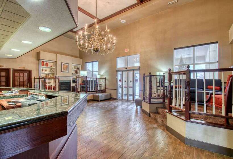 Отель Comfort Suites Madison West