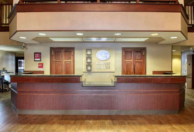 هتل Comfort Suites Madison West