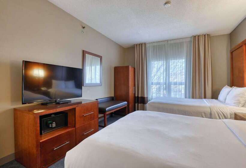 Отель Comfort Suites Madison West