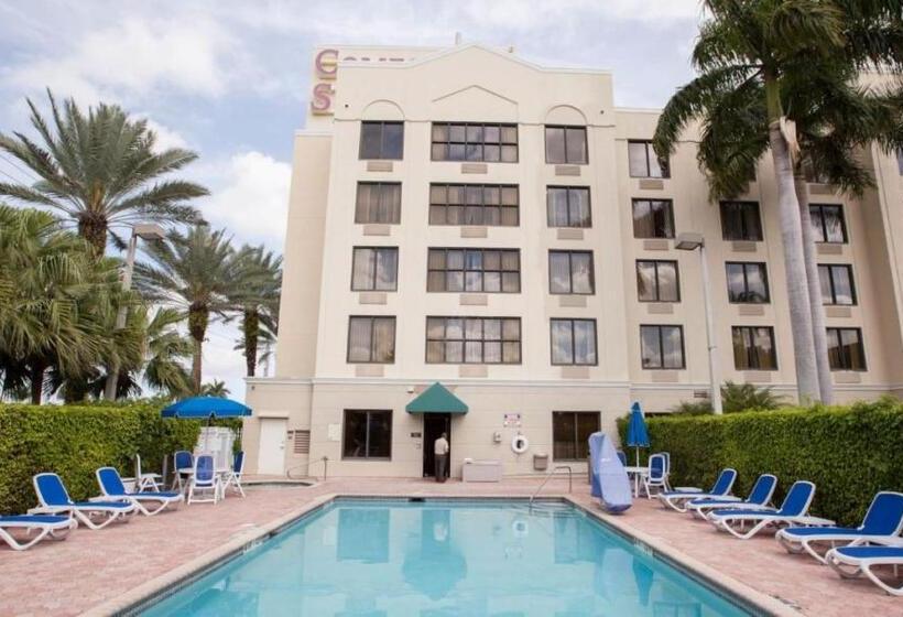 فندق Comfort Suites Miami  Kendall