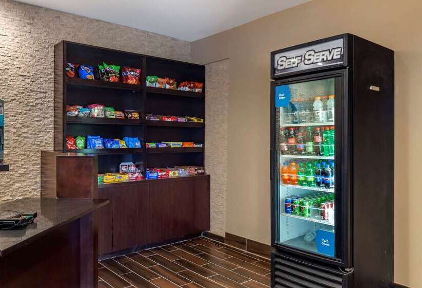 فندق Comfort Suites Near Camp Lejeune