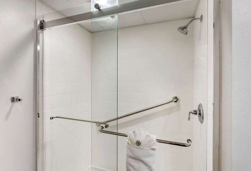 فندق Comfort Suites Near Camp Lejeune