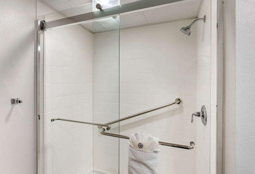 فندق Comfort Suites Near Camp Lejeune