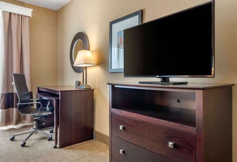 בית מלון כפרי Comfort Suites Near Route 66