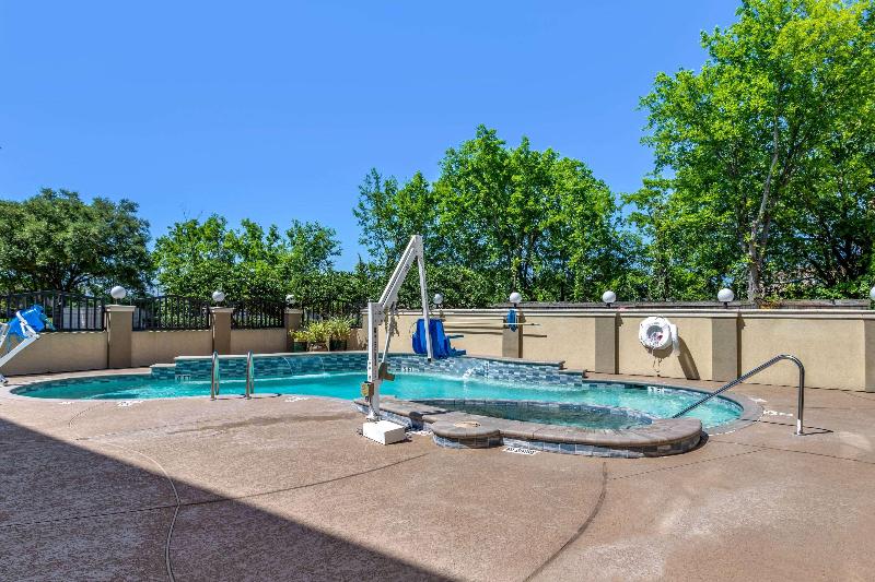 호텔 Comfort Suites Near The Galleria