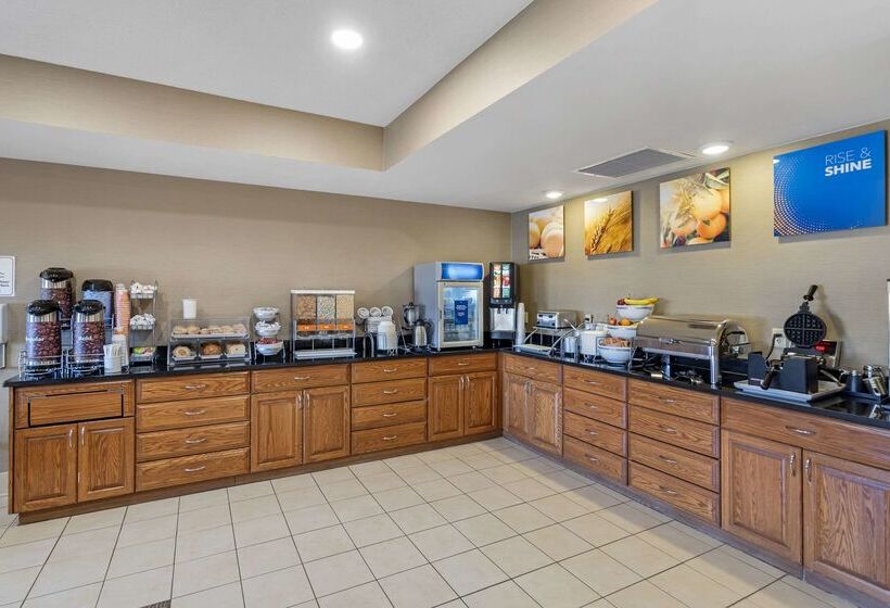 فندق Comfort Suites Normal University Area