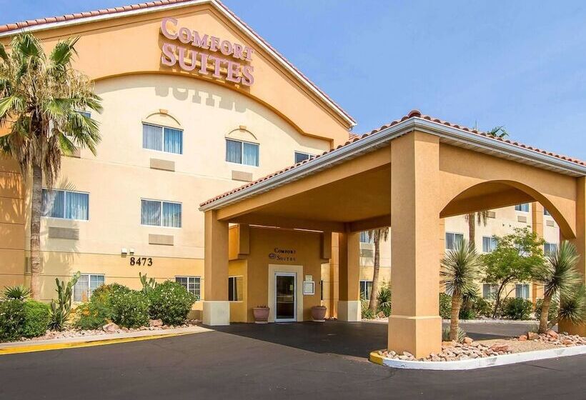 Отель Comfort Suites Peoria Sports Complex