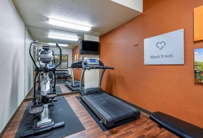 هتل Comfort Suites Portland Airport