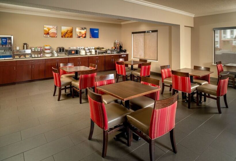 בית מלון כפרי Comfort Suites Prestonsburg West