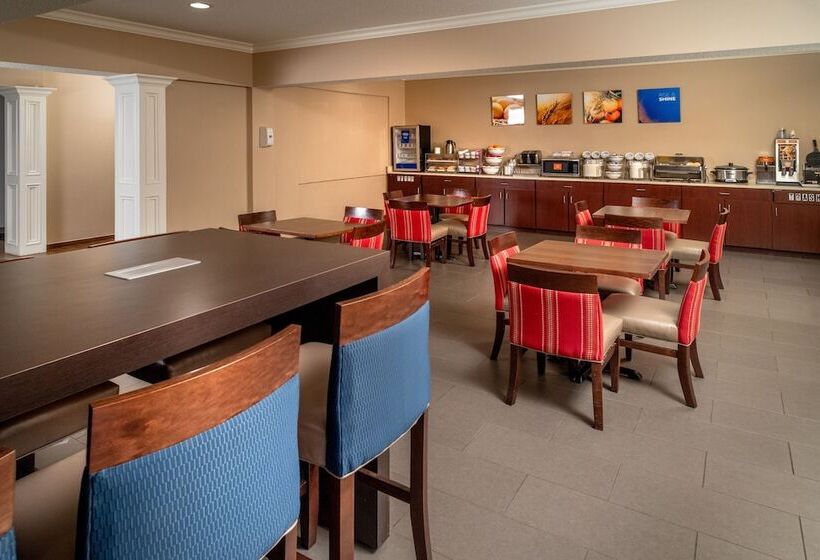 בית מלון כפרי Comfort Suites Prestonsburg West