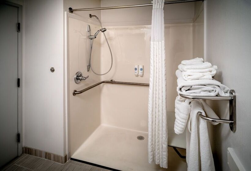 בית מלון כפרי Comfort Suites Prestonsburg West