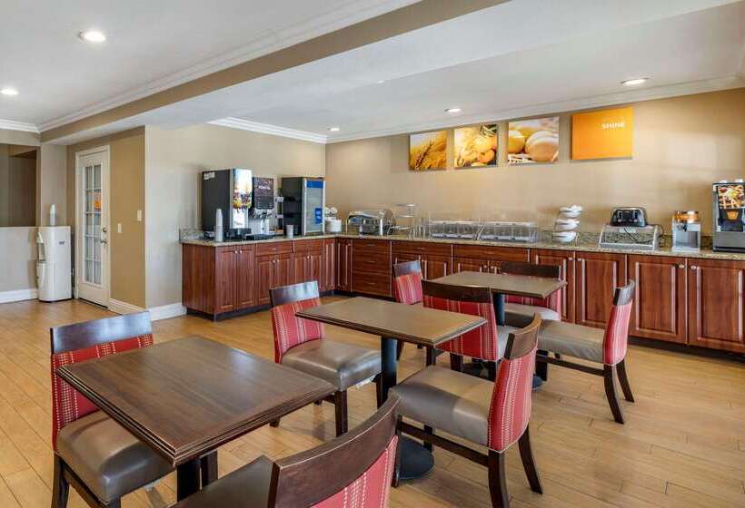 فندق Comfort Suites San Clemente Beach