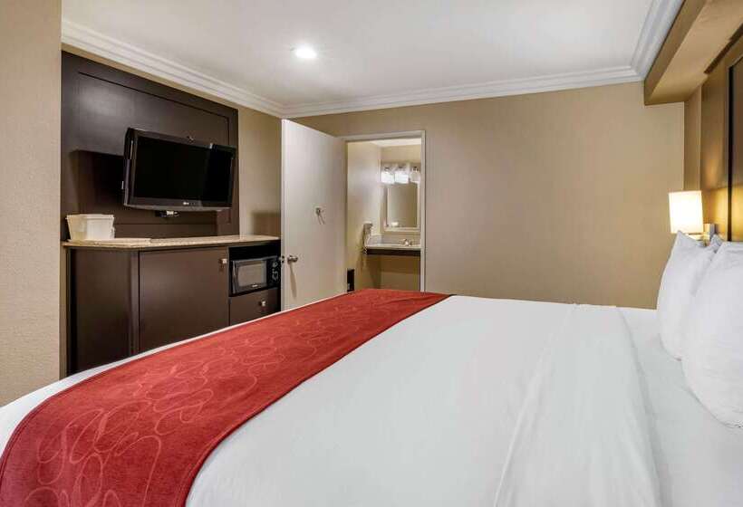 فندق Comfort Suites San Clemente Beach