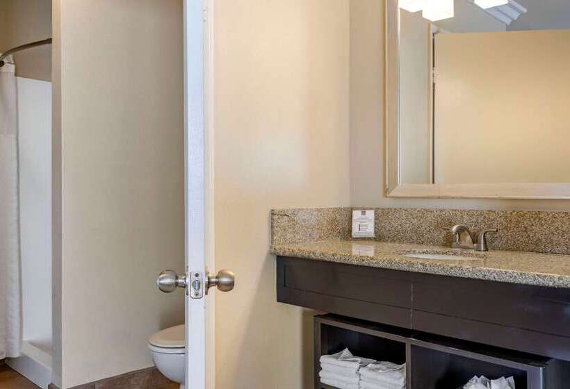 فندق Comfort Suites San Clemente Beach