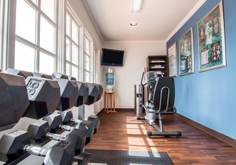 فندق Comfort Suites San Clemente Beach