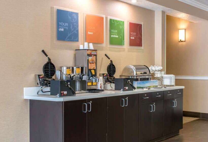 هتل Comfort Suites Scranton Near Montage Mountain