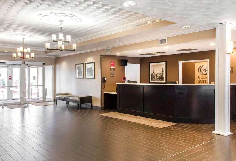 هتل Comfort Suites Scranton Near Montage Mountain