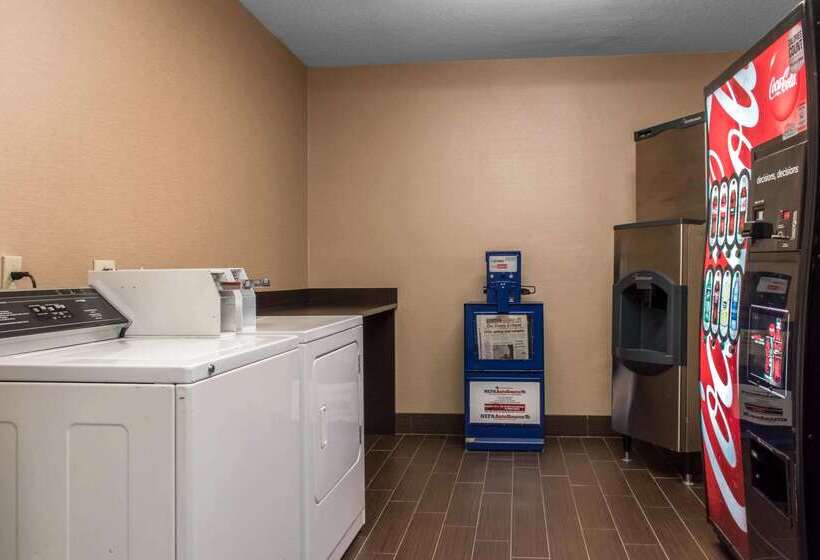 هتل Comfort Suites Scranton Near Montage Mountain