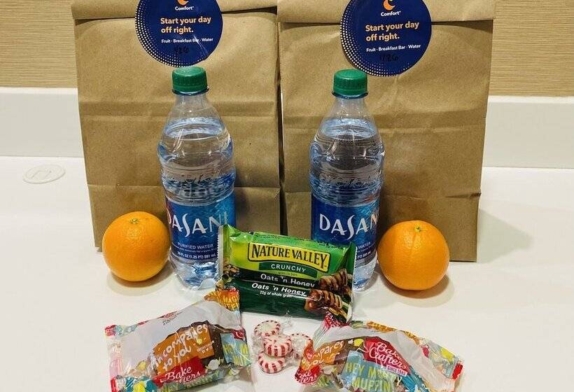 هتل Comfort Suites Scranton Near Montage Mountain