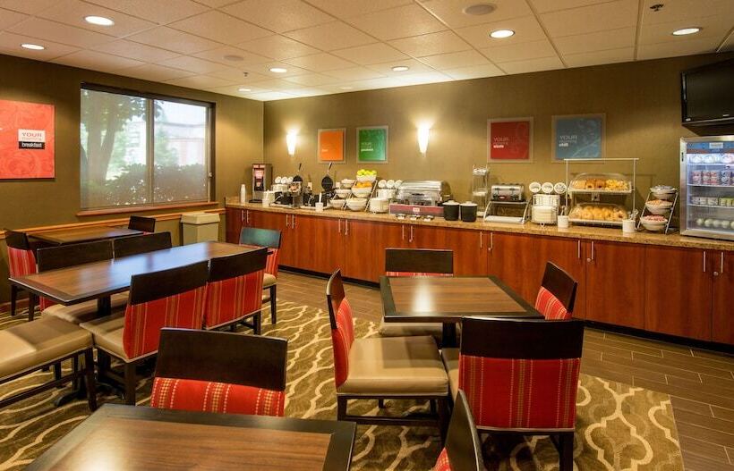 فندق Comfort Suites Springfield Riverbend Medical