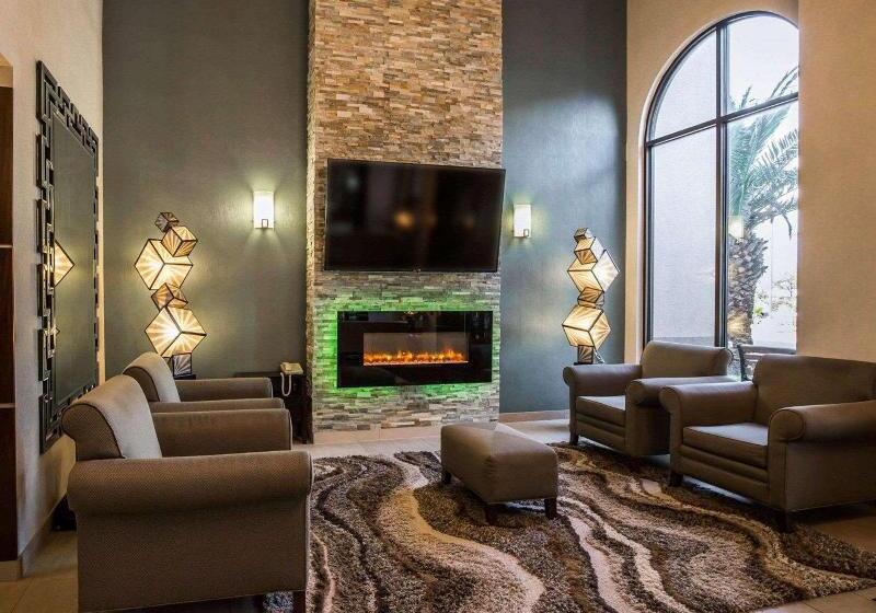 호텔 Comfort Suites Stafford Near Sugarland