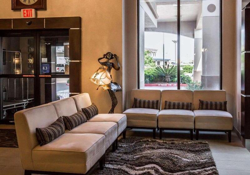 호텔 Comfort Suites Stafford Near Sugarland