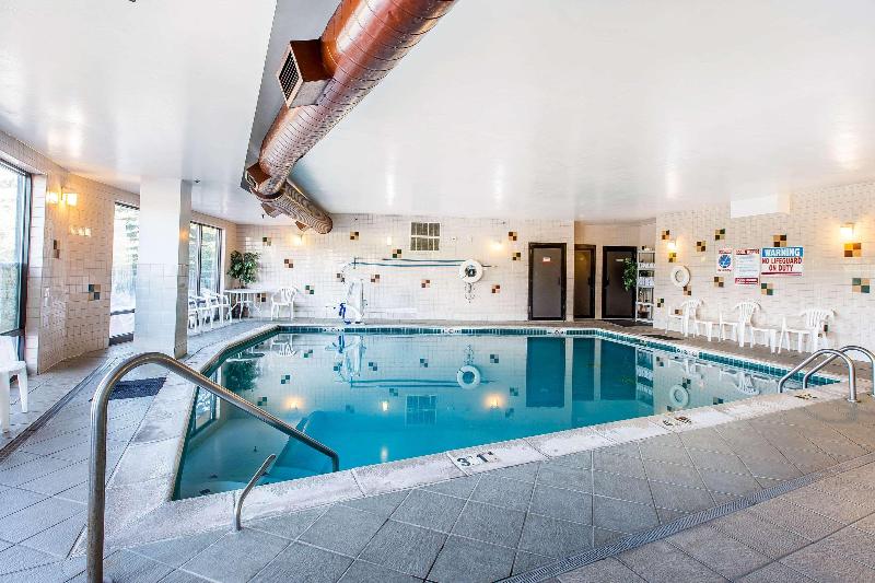 בית מלון כפרי Comfort Suites Summit County