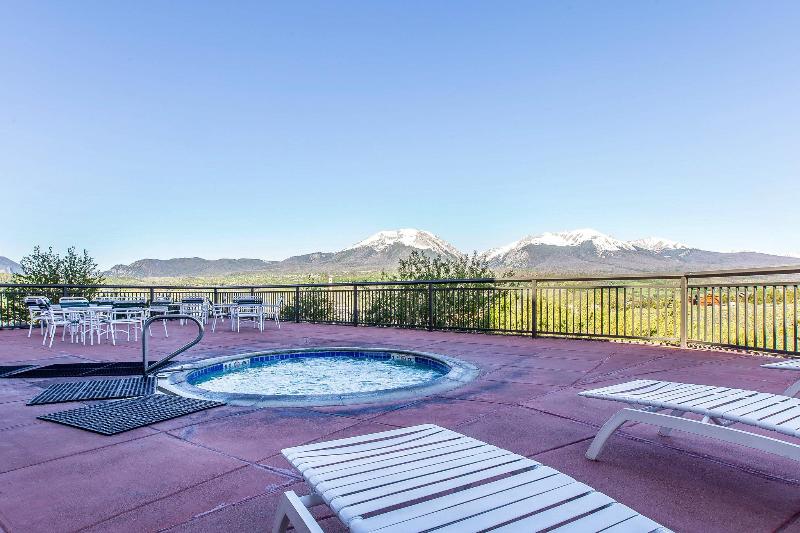 בית מלון כפרי Comfort Suites Summit County